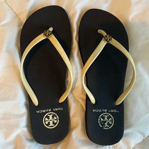 Tory Burch flip flops HARDLY WORN
